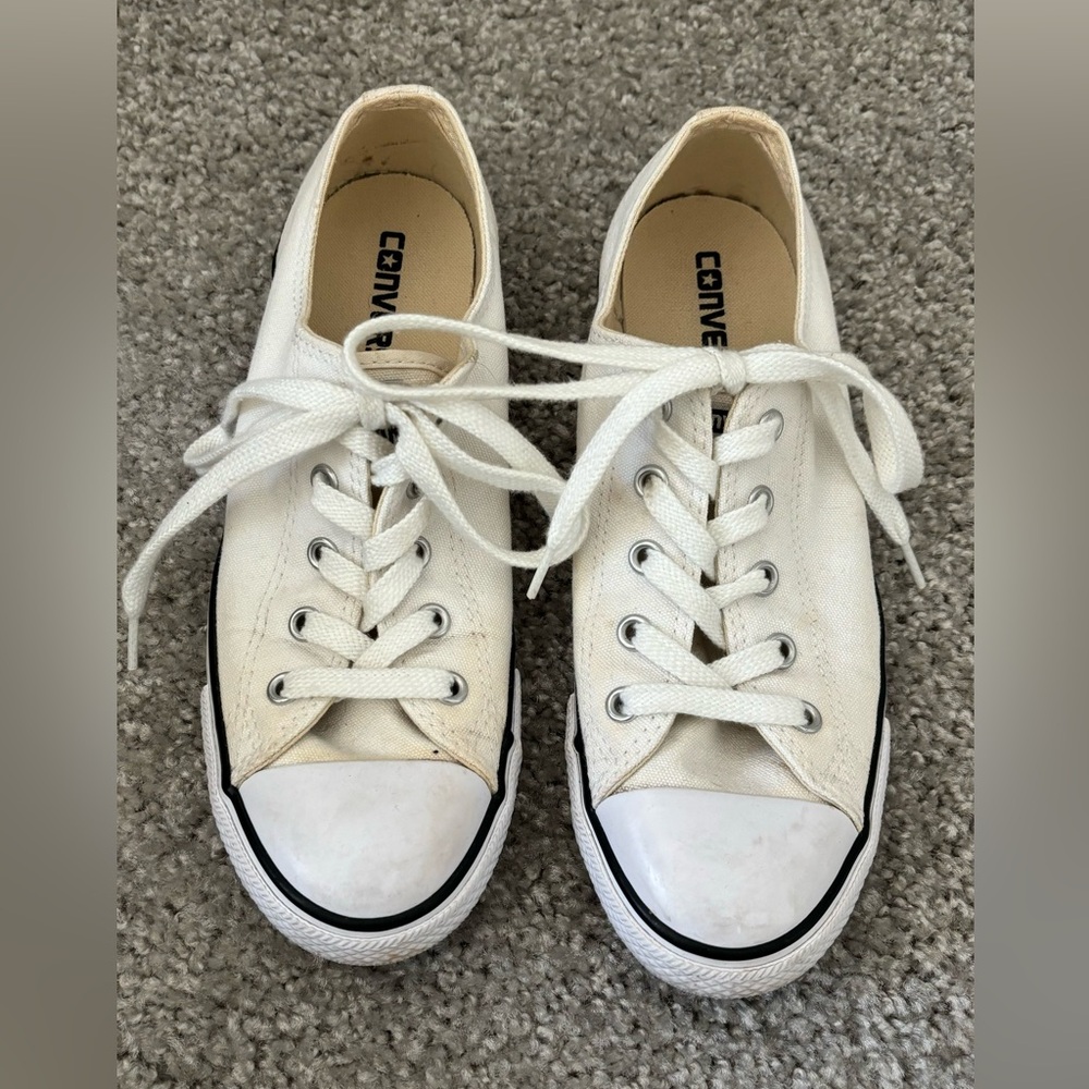 Womens Converse Dainty Lo-Pro Shoes